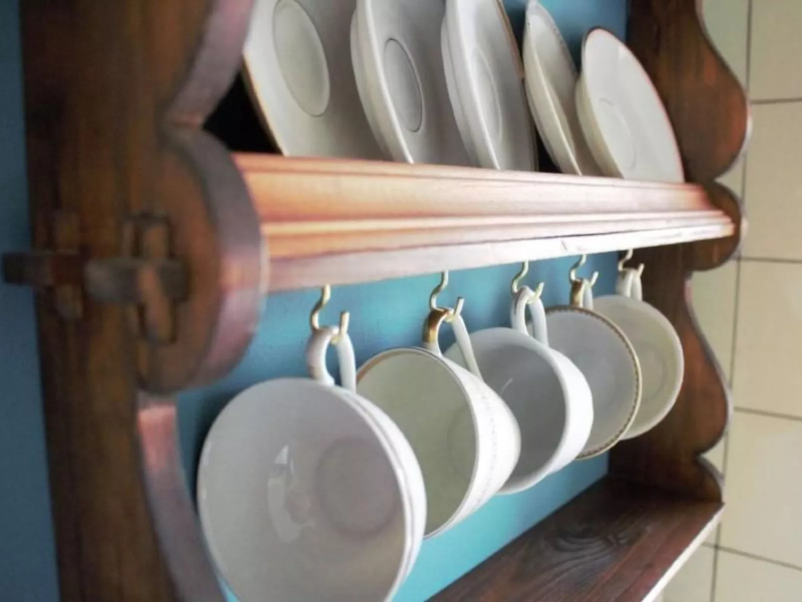 Verschlafen... in sanfte Hügel eingebettet. - Image-tags.info