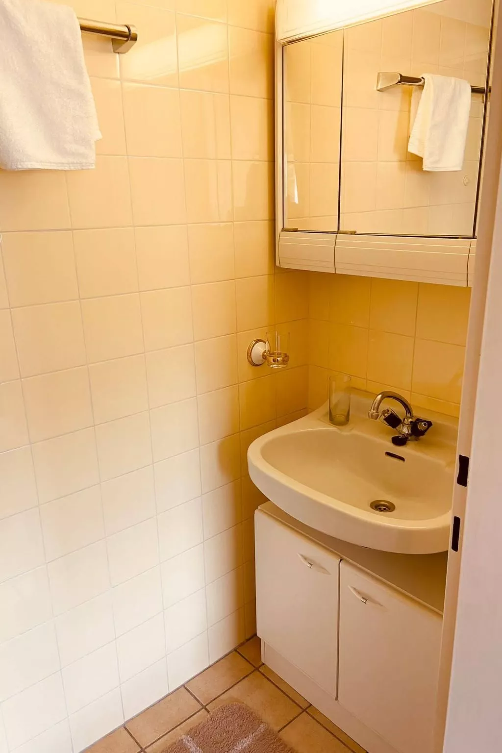 Studio in zentraler Lage - nur wenige Minuten zum See und Stadt - Image-tags.info