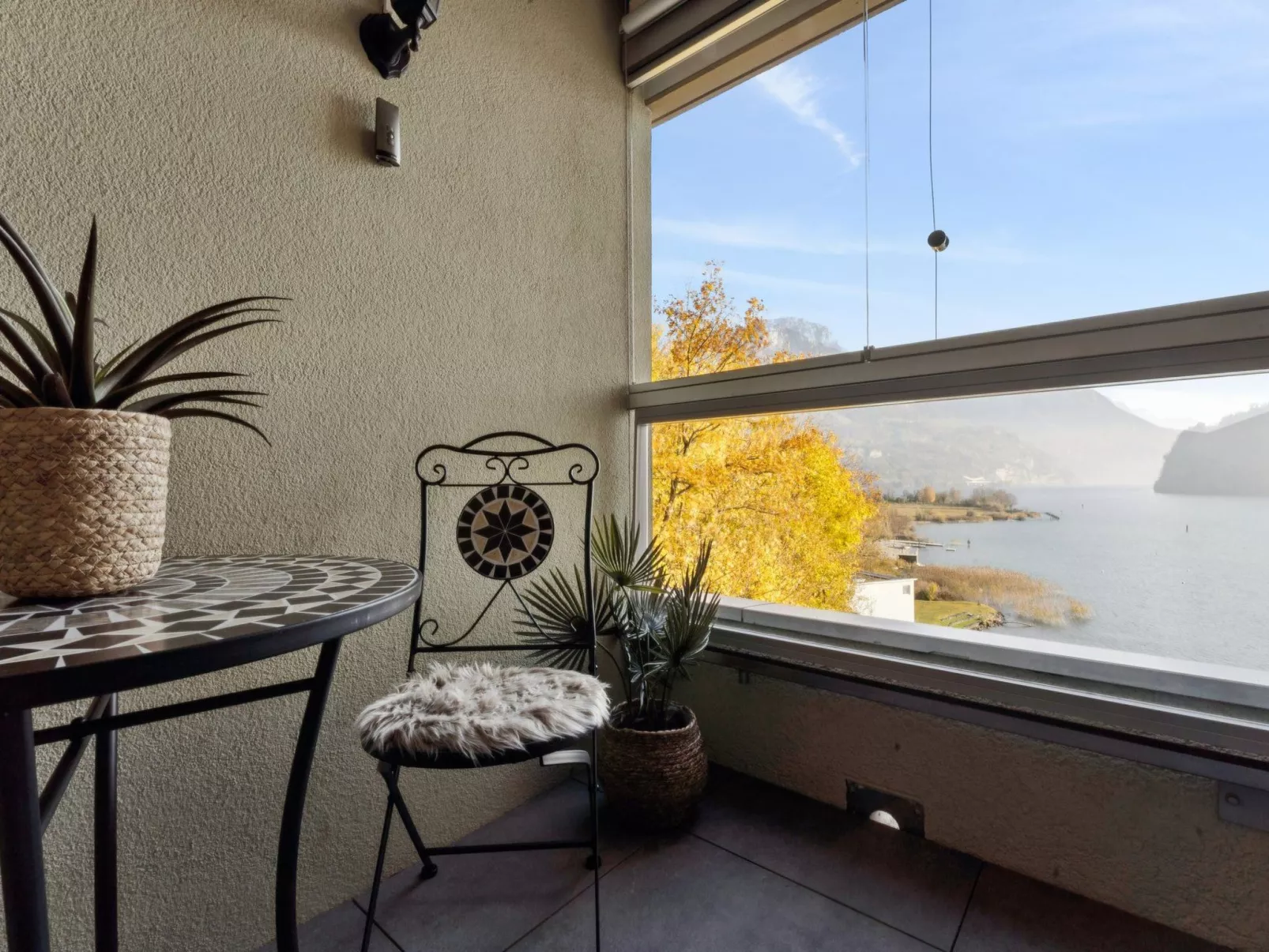 Lake View Studio - Image-tags.info