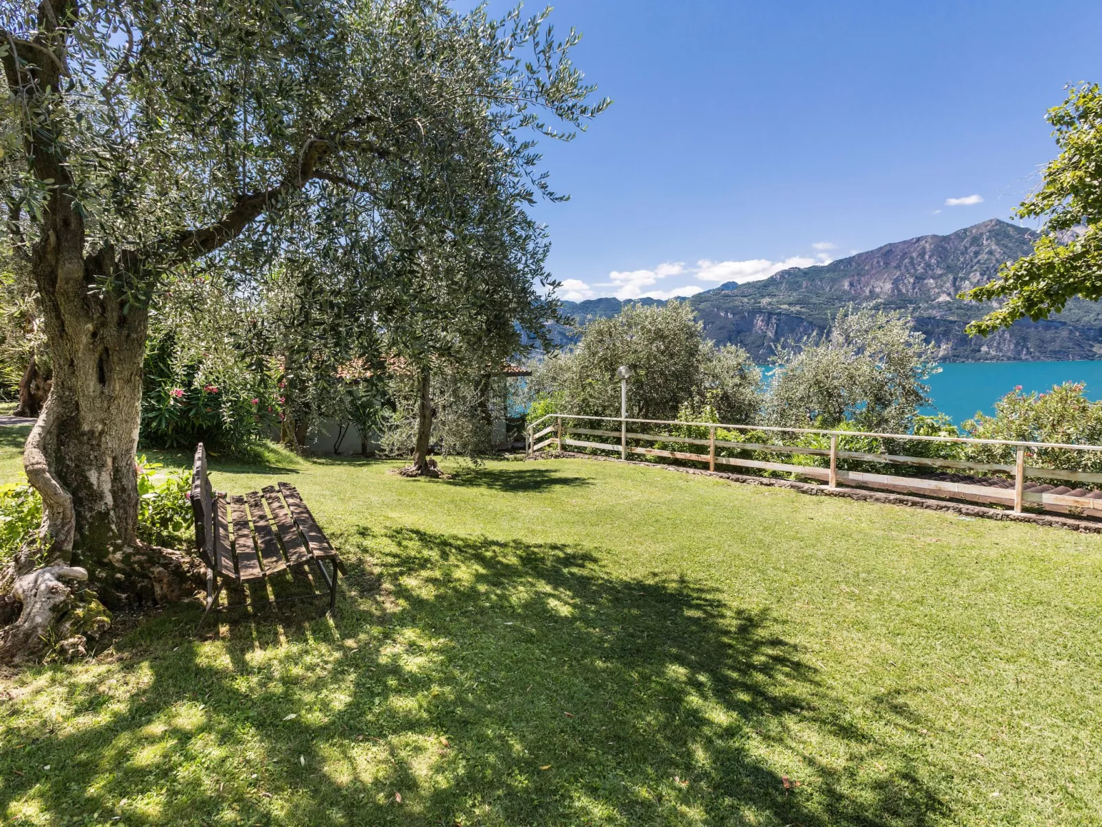 Studio mit Seeblick, BBQ und Gemeinschaftspool - Image-tags.info