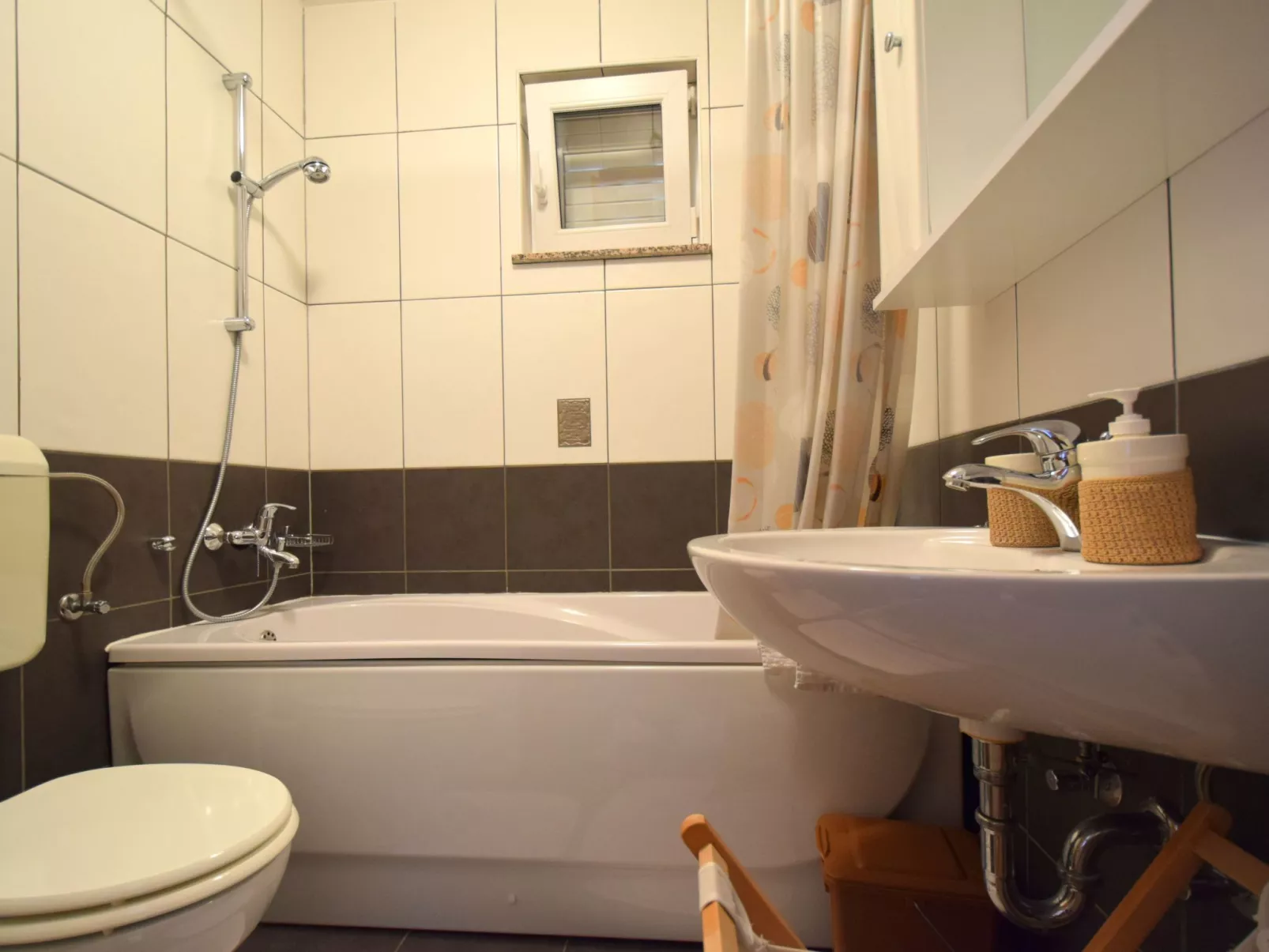 Mirela - Image-tags.info