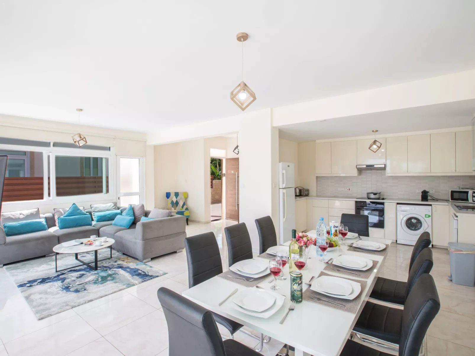 Schöne Villa direkt am Meer - Image-tags.info