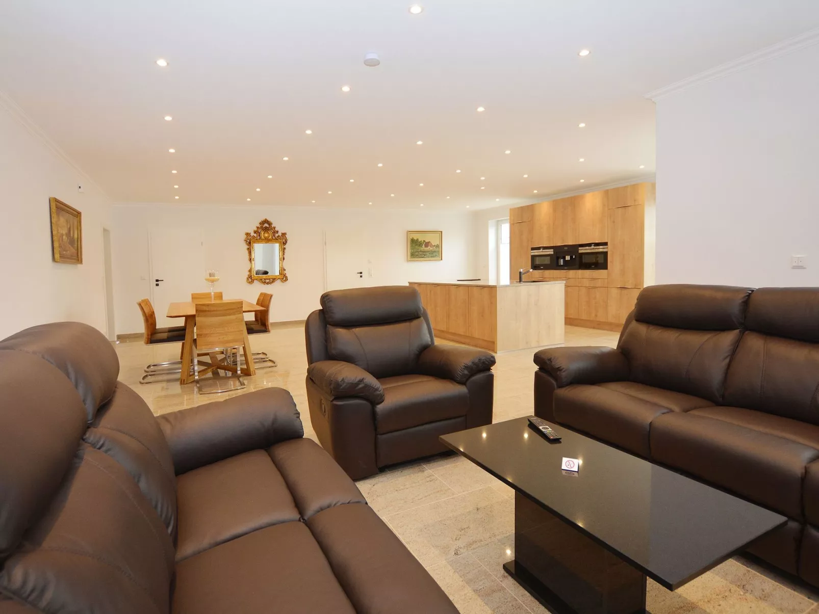 Merzijana Eerdgeschoss in Stinteck - Image-tags.info