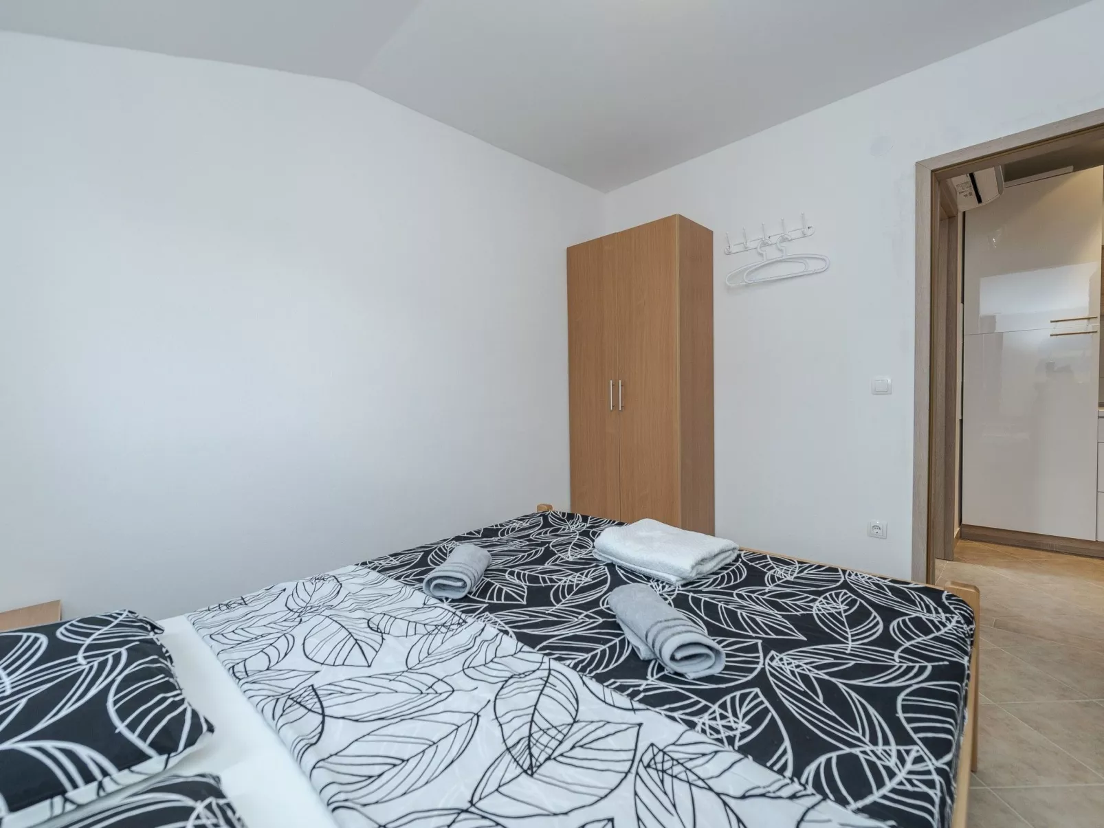 Apartment Simic 6 - Image-tags.info