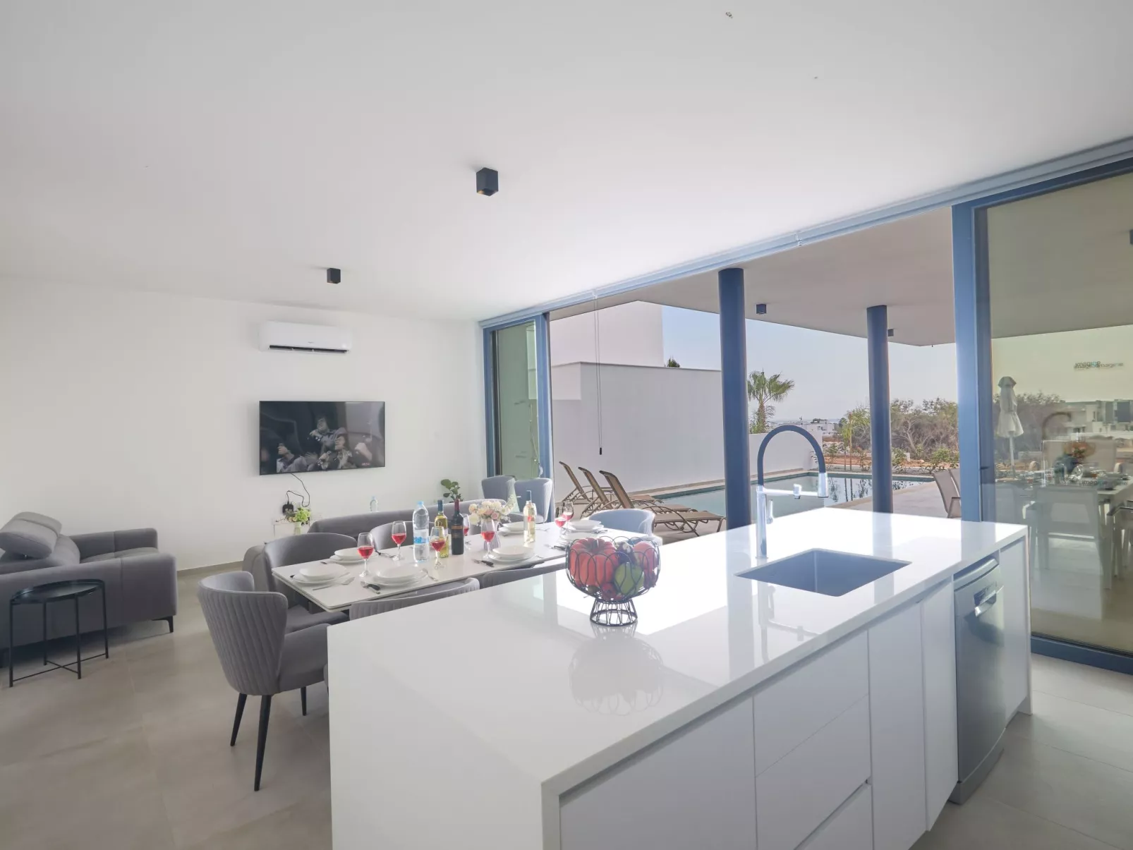 Protaras Aqua Pearl Villa AQ11 im Zentrum - Image-tags.info