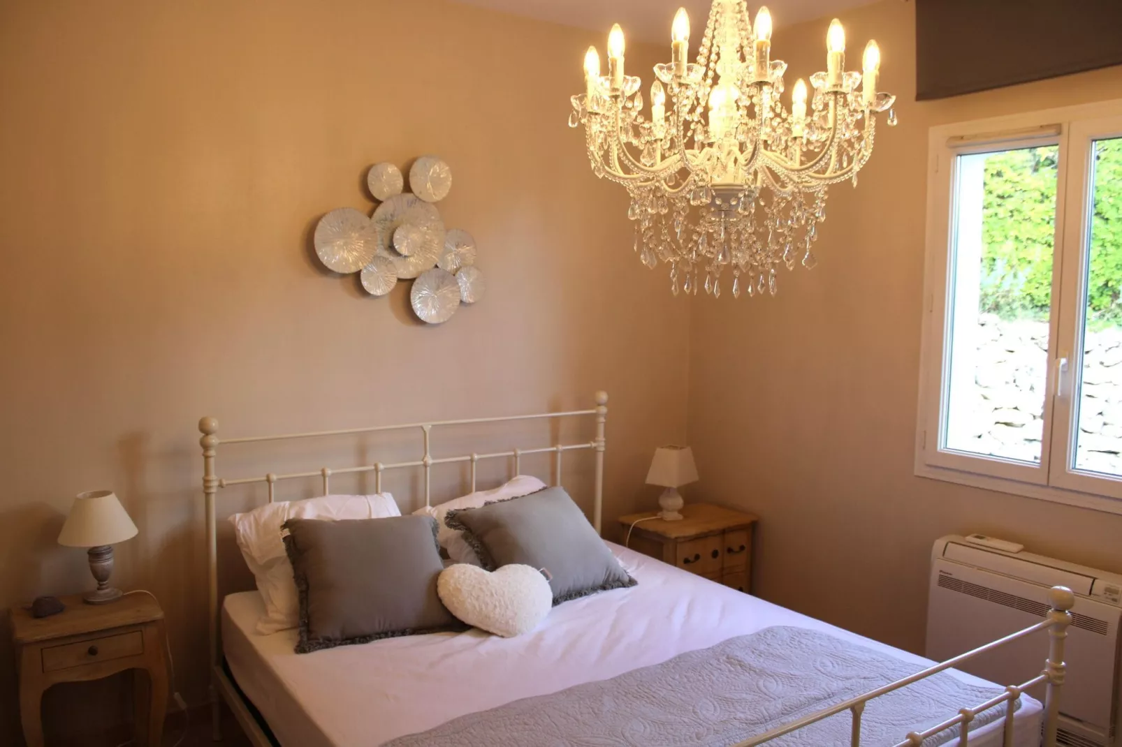 Villa des Trois Palmiers-Bedroom