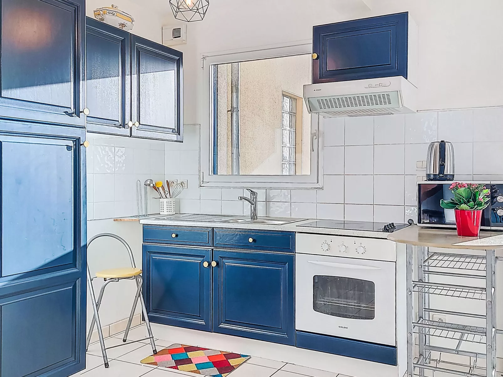 An Ty Porzh - Inside