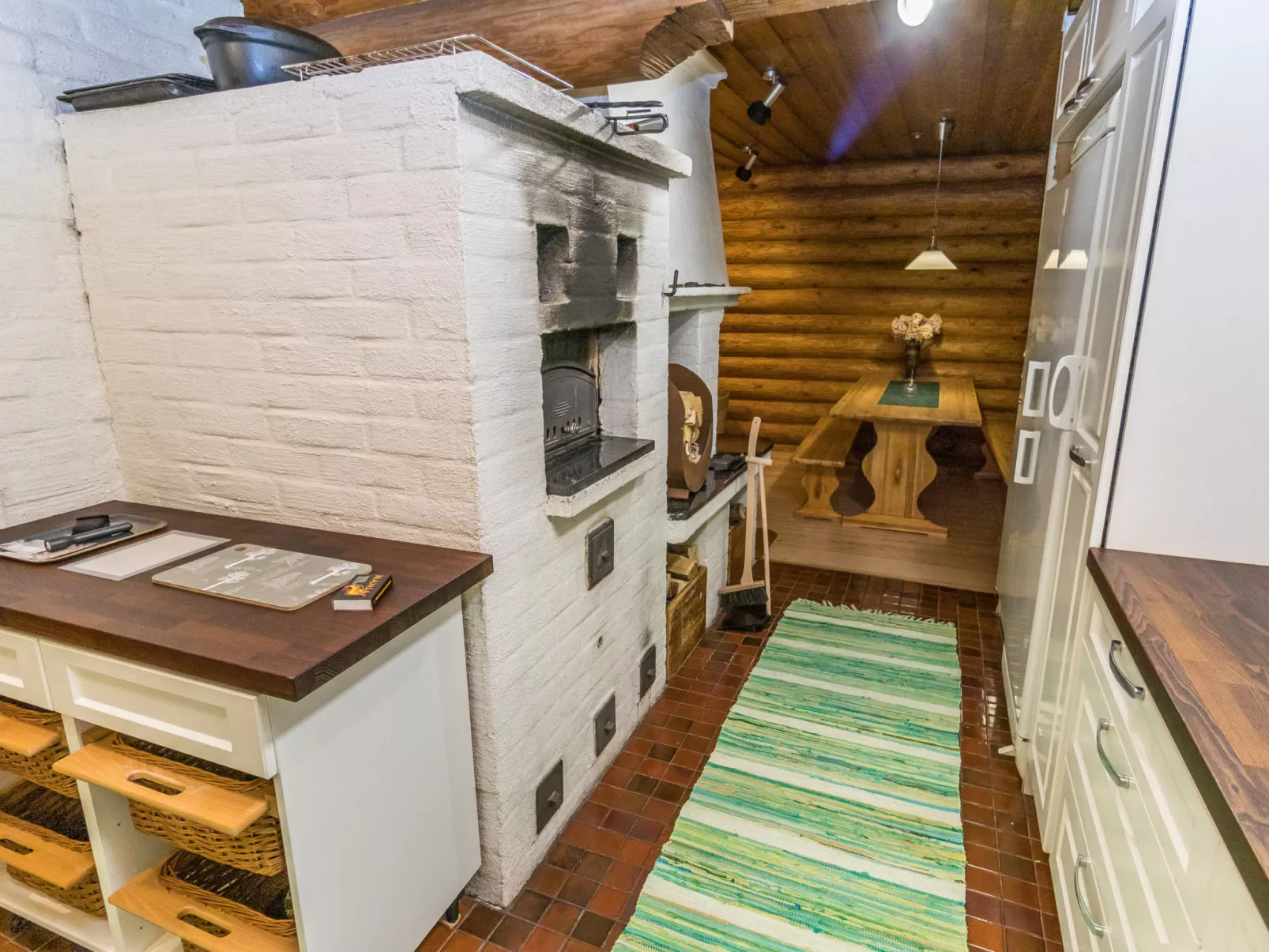 Hännänpää - Inside