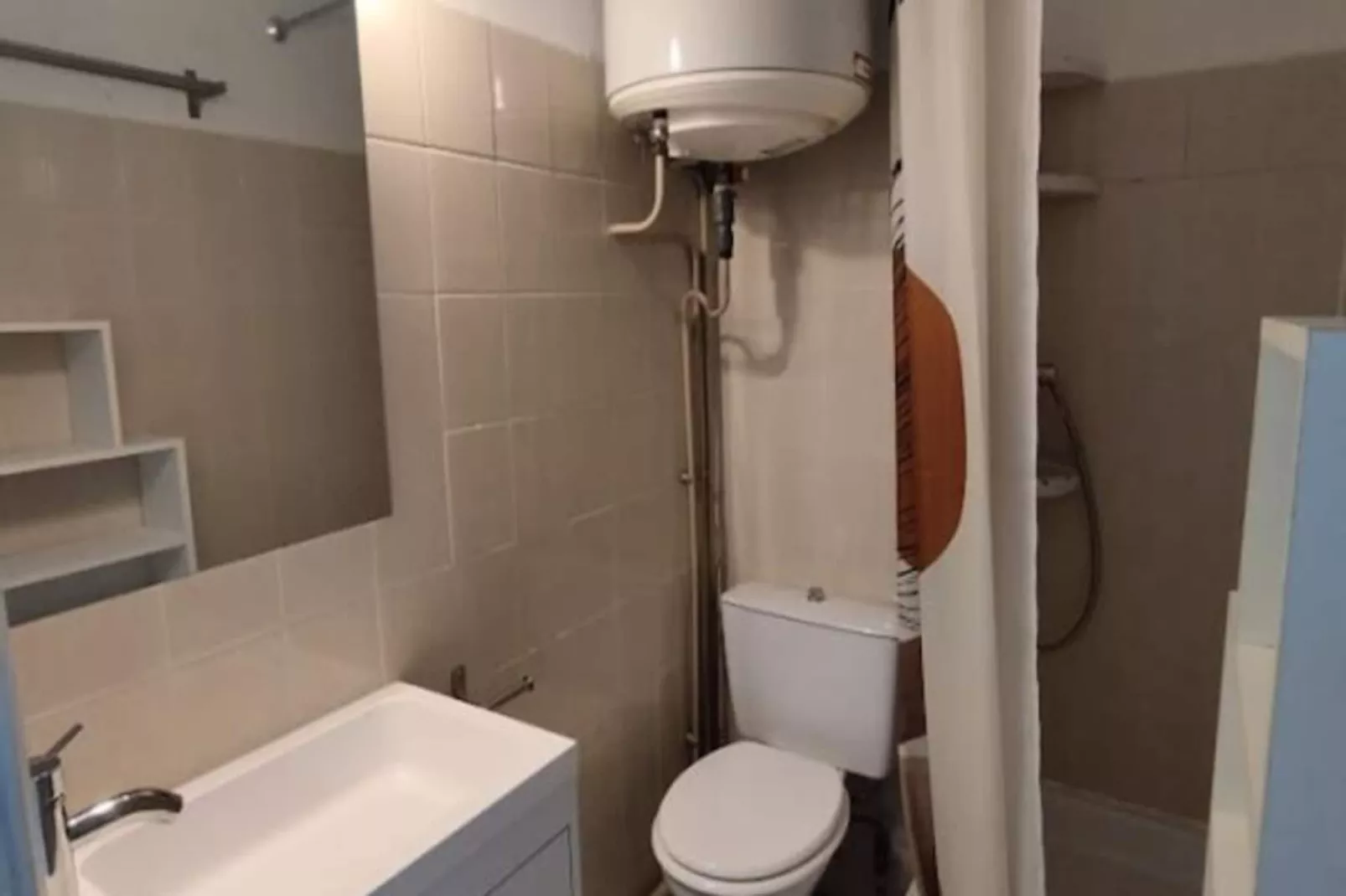 Le Douillet Sur Le Port Et La Plage-Untagged