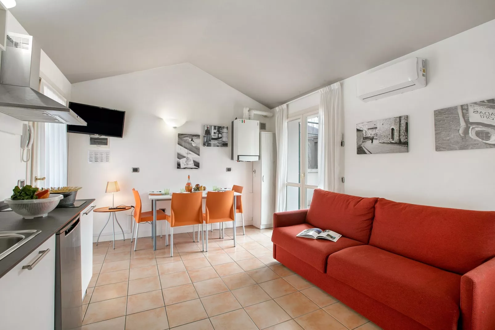 RESIDENCE PORTO LETIZIA - VILLAS-STUDIO 4 PAX VISTA LAGO DELUXE 8214 - VSLD4 - Living room