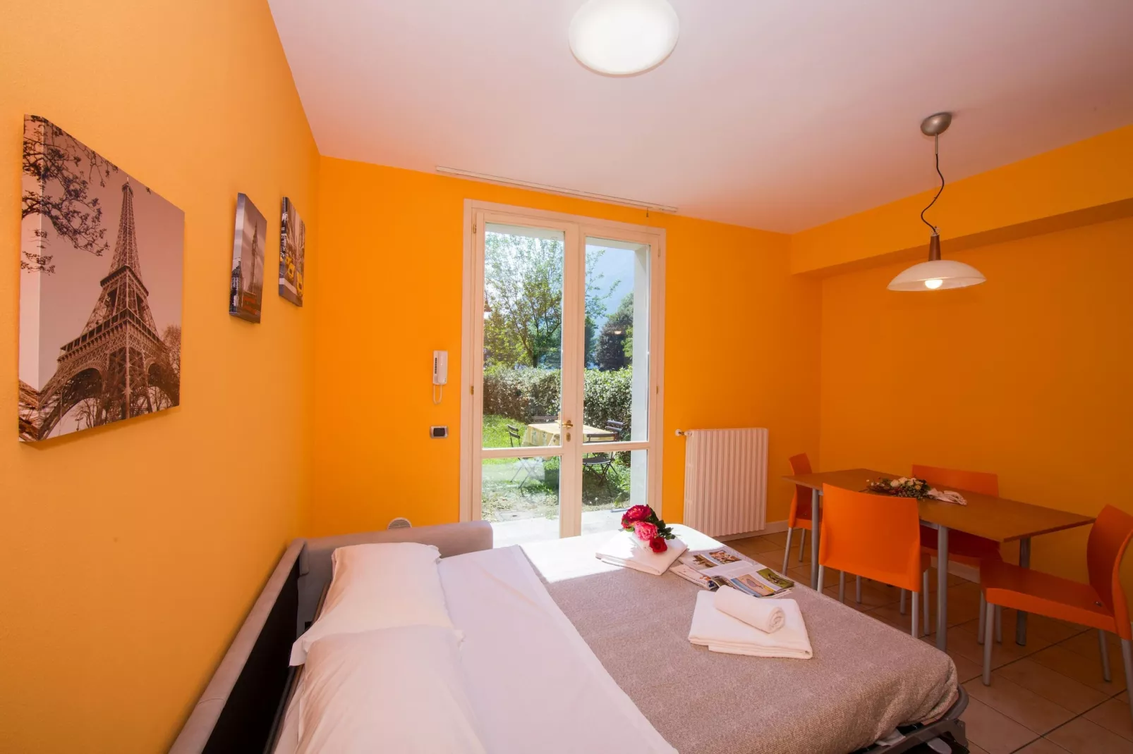 RESIDENCE PORTO LETIZIA - VILLAS-BILOCALE 4 PAX VISTA LAGO PLUS 8215 - V1LP4 - Living room