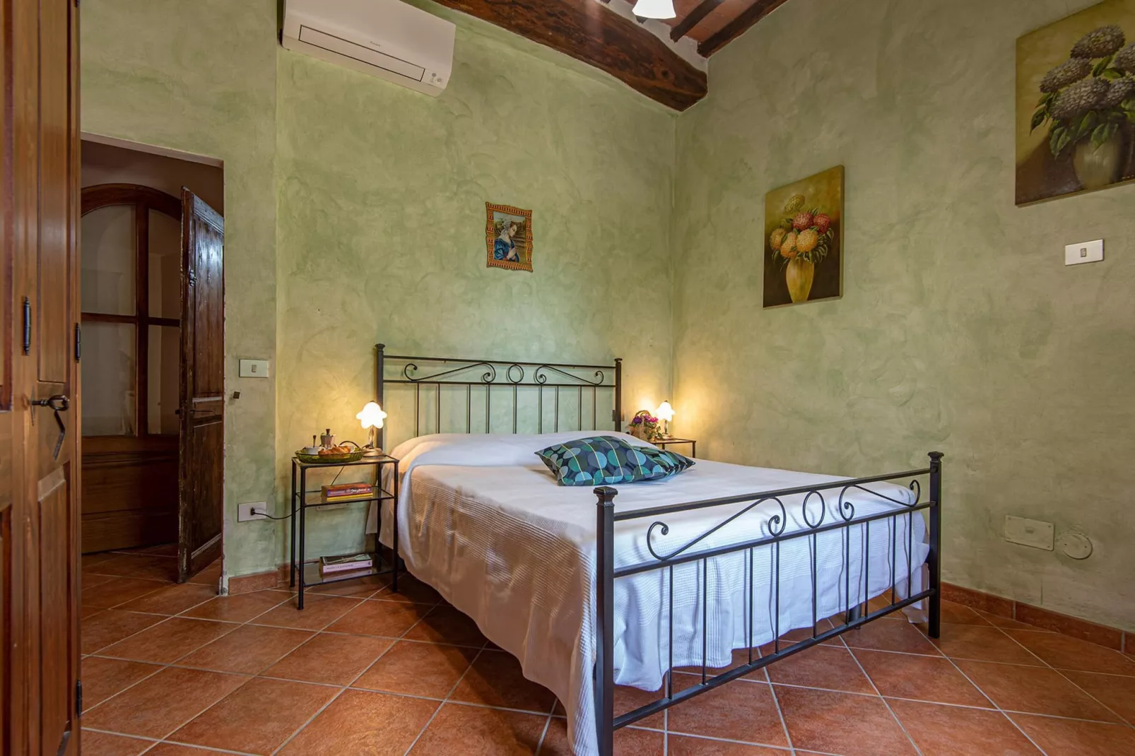 Villa  Le Trappoline-Schlafzimmer