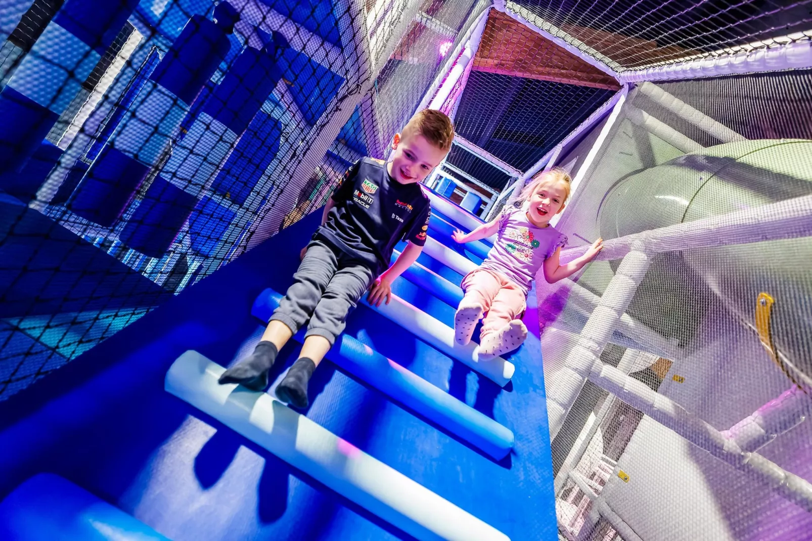 Vakantiepark Eiland van Maurik 3-Park facilities