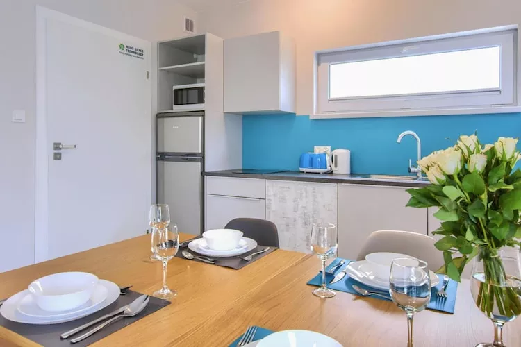 Domy z basenem Rogowo dla 6 osób-Badezimmer