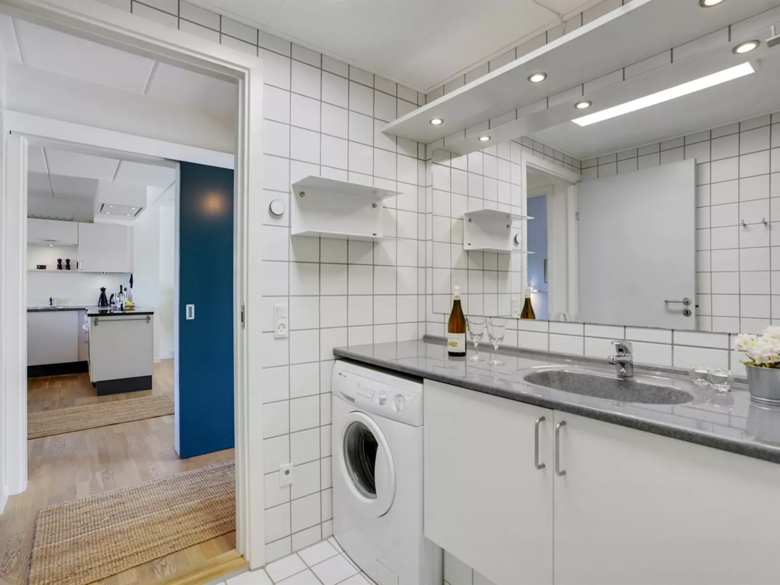 "Shana" - 800m from the sea-Drinnen