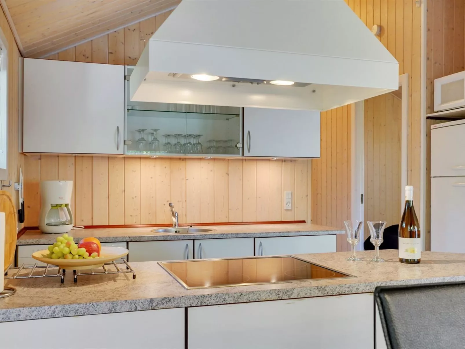 "Jussi" - 3.5km from the sea-Drinnen