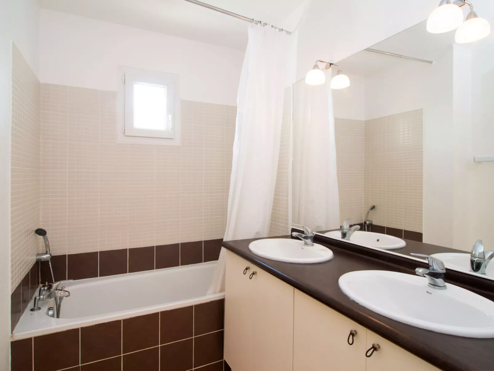 Port Minervois - Drinnen