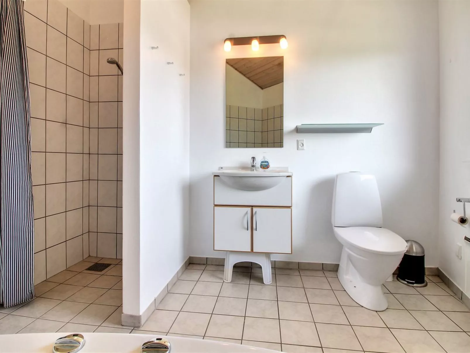 "Jani" - 25km from the sea-Drinnen