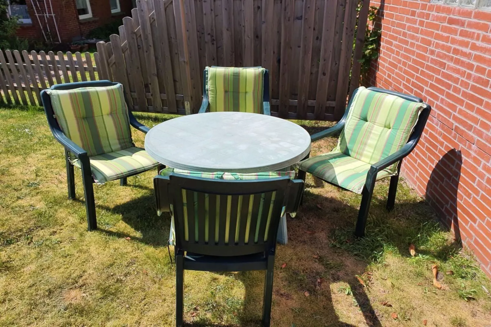 128412-Terrace balcony