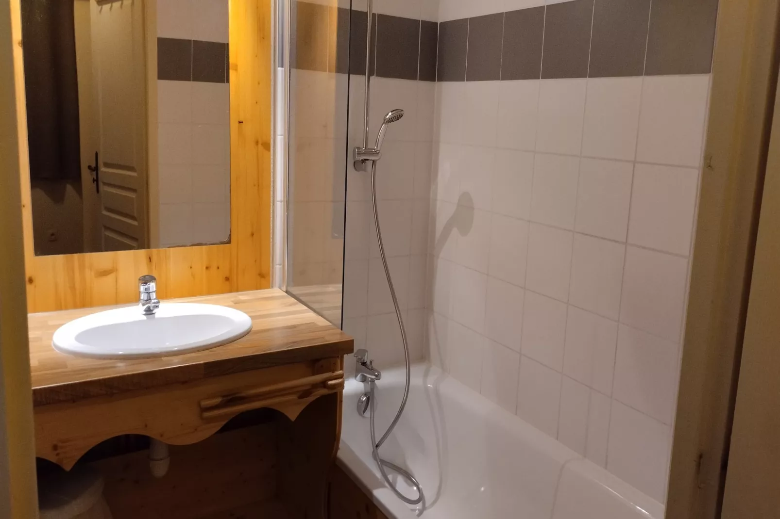 Hameau 5 201a - SPA & PISCINE studio 4 pers.-Salle de bain