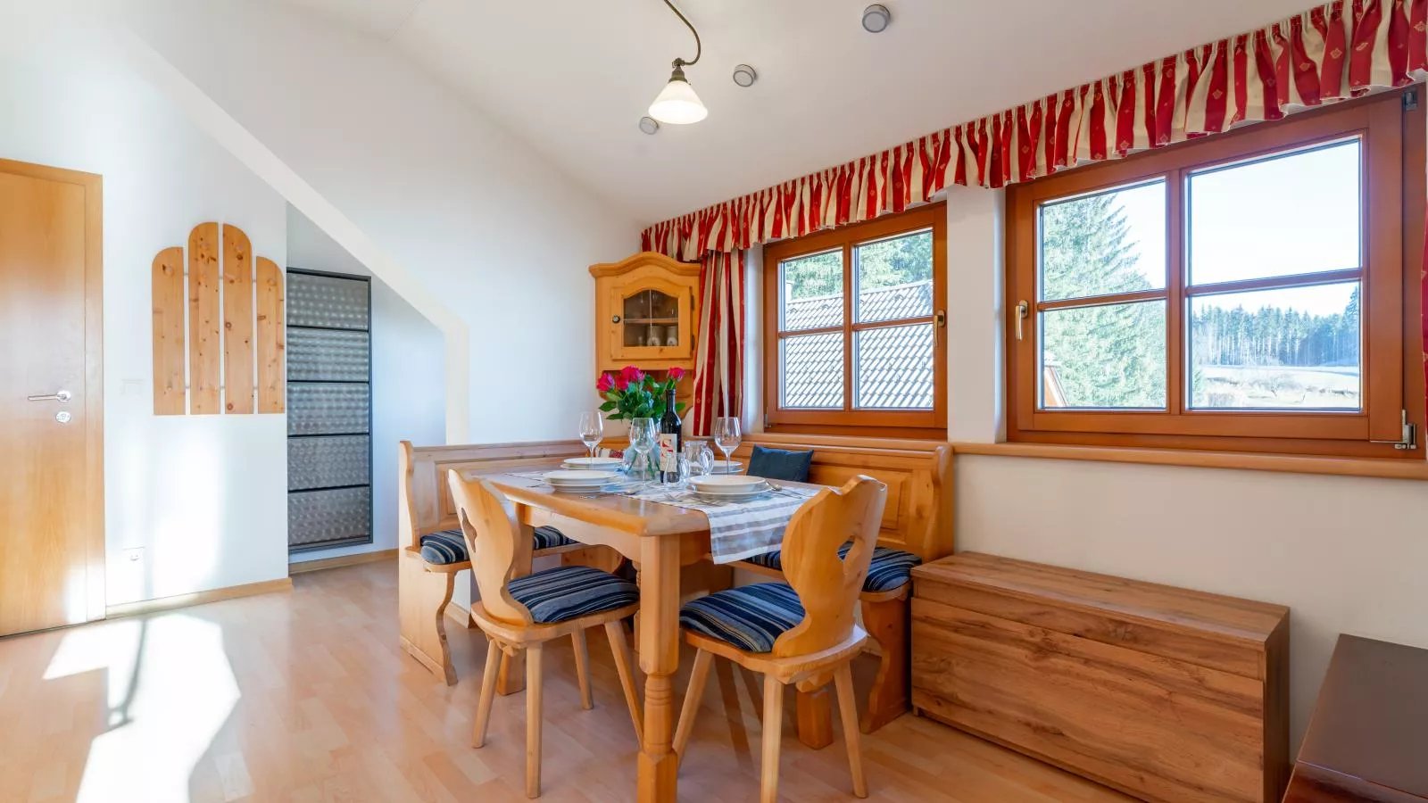 Fanningberg-Dining room