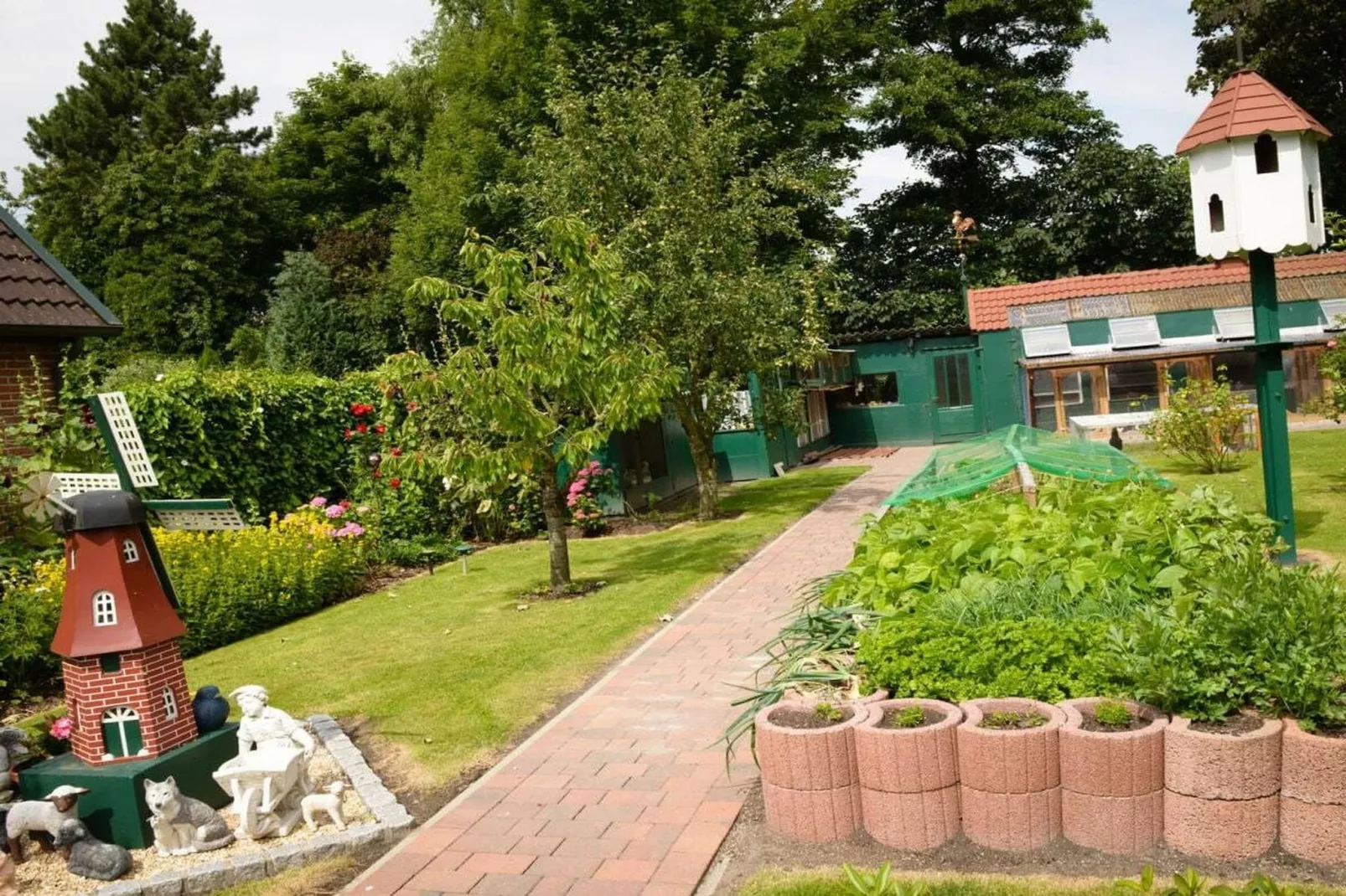 47615-Jardins en été