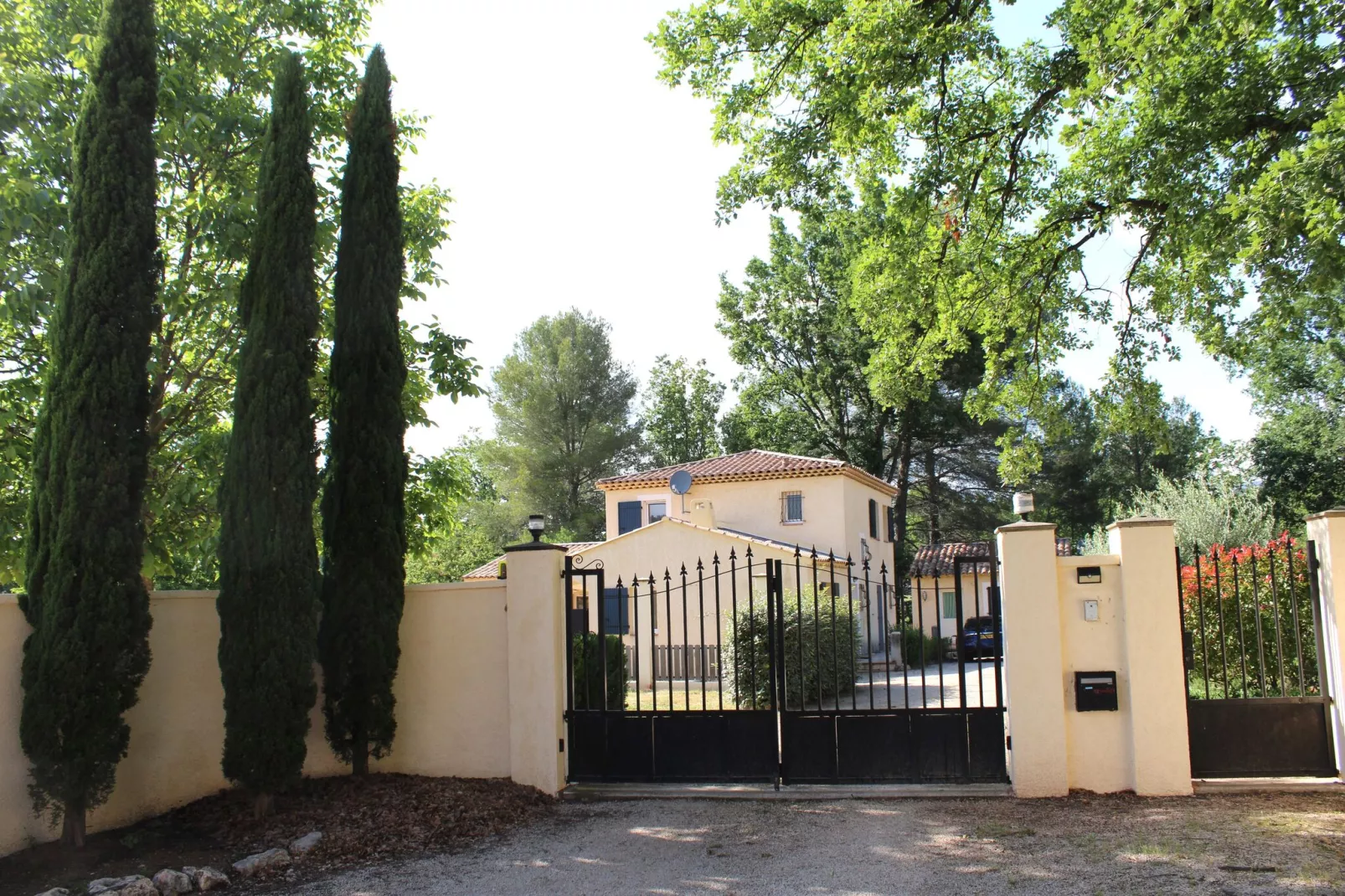 Villa Les Papillons-Exterior summer