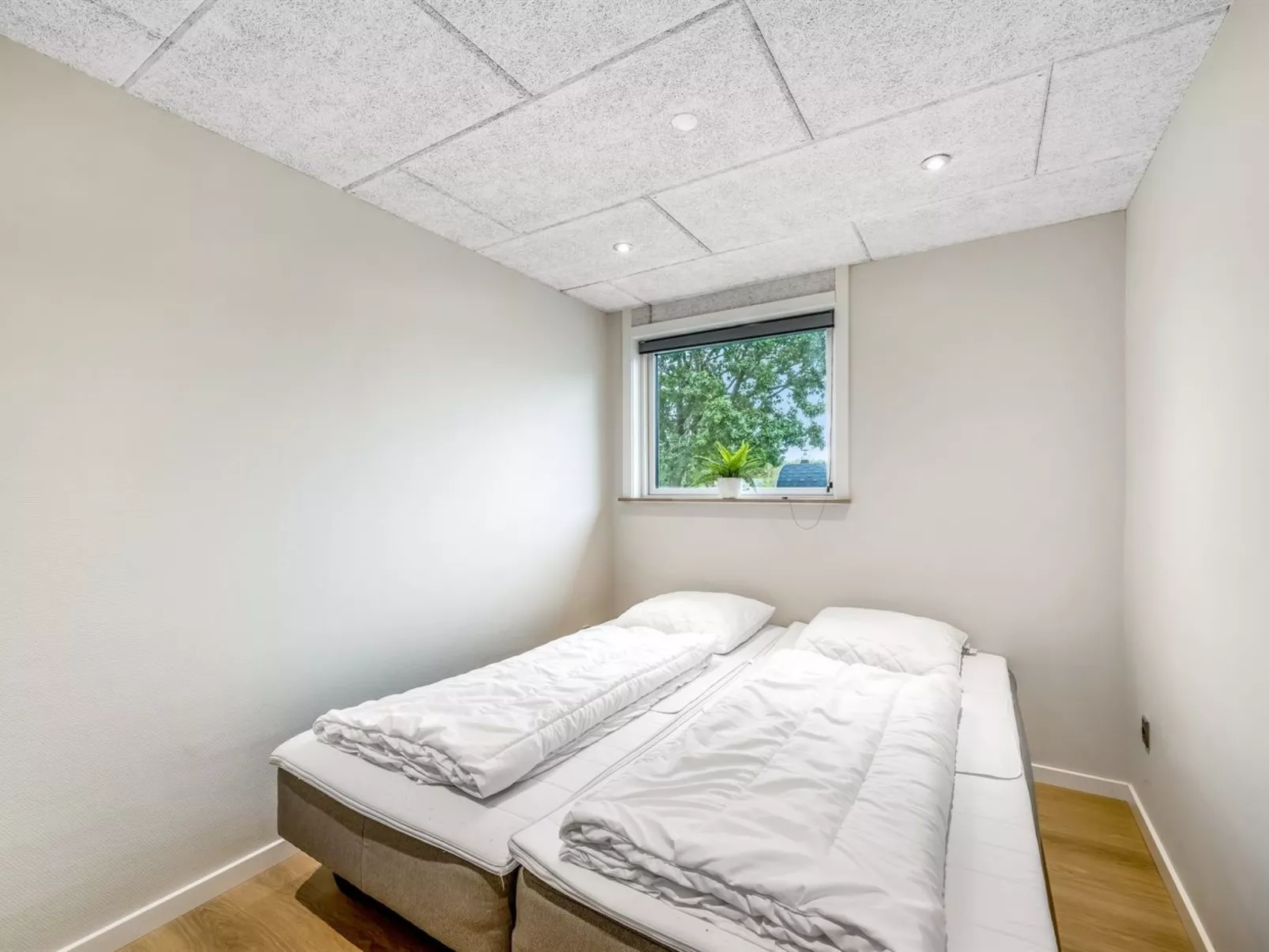 "Naia" - 300m to the fjord-Draußen