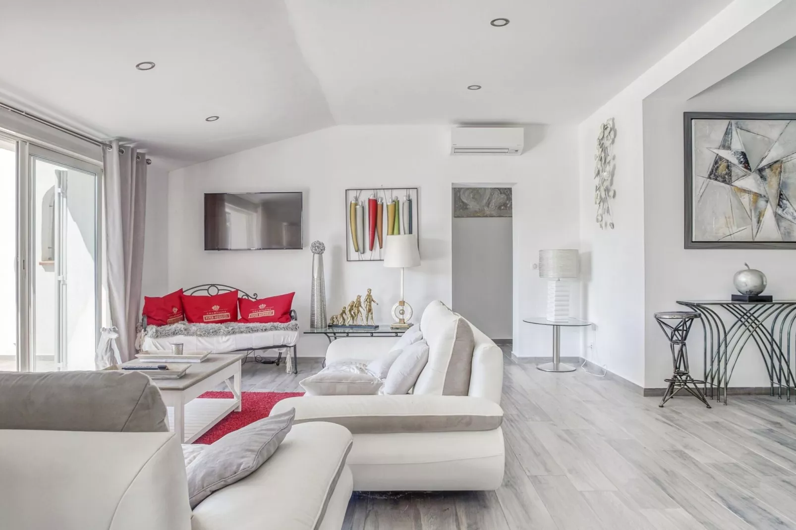 VILLA MADDIE-Salon