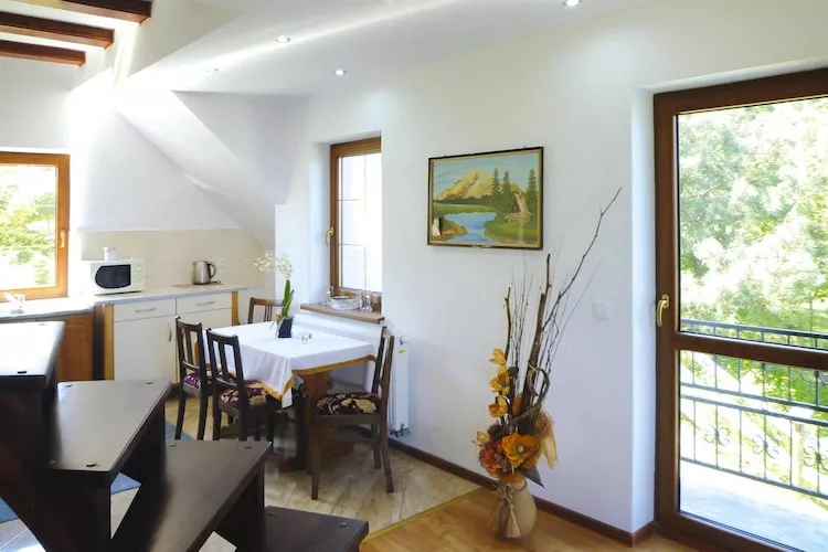 Apartament wakacyjny w Kiedrowicach dla max 6 osób-Esszimmer