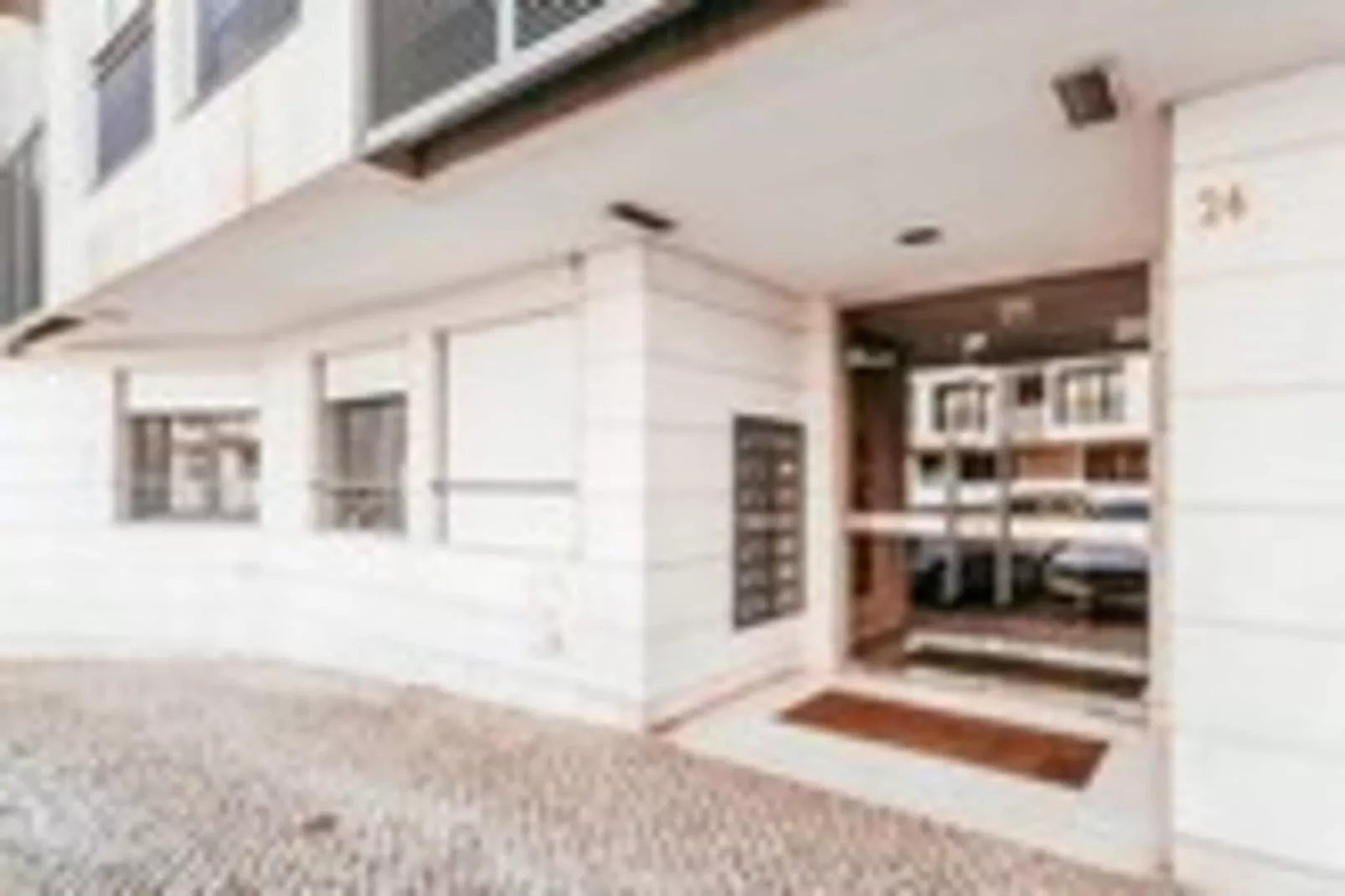 Modern & Elegant 2 bedroom in Amadora by GT House-Empfangshalle