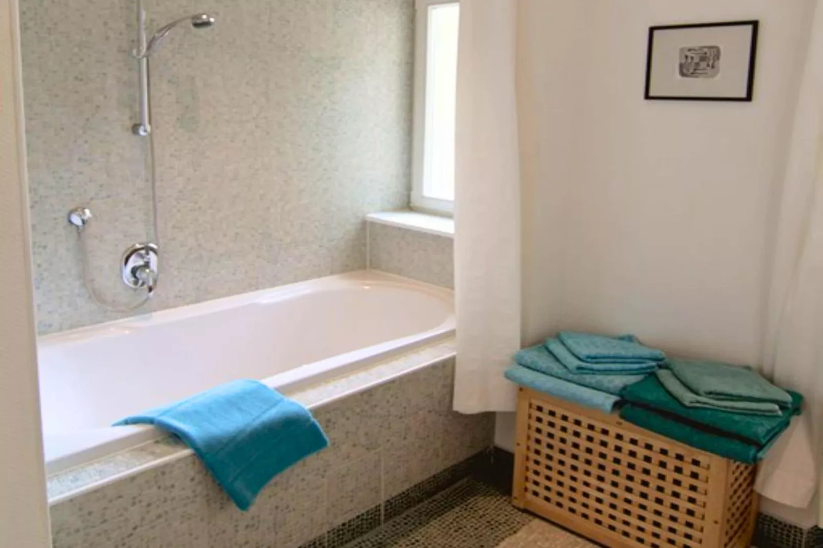 Charmante Altbauwohnung im Herzen von Bamberg-Salle de bain