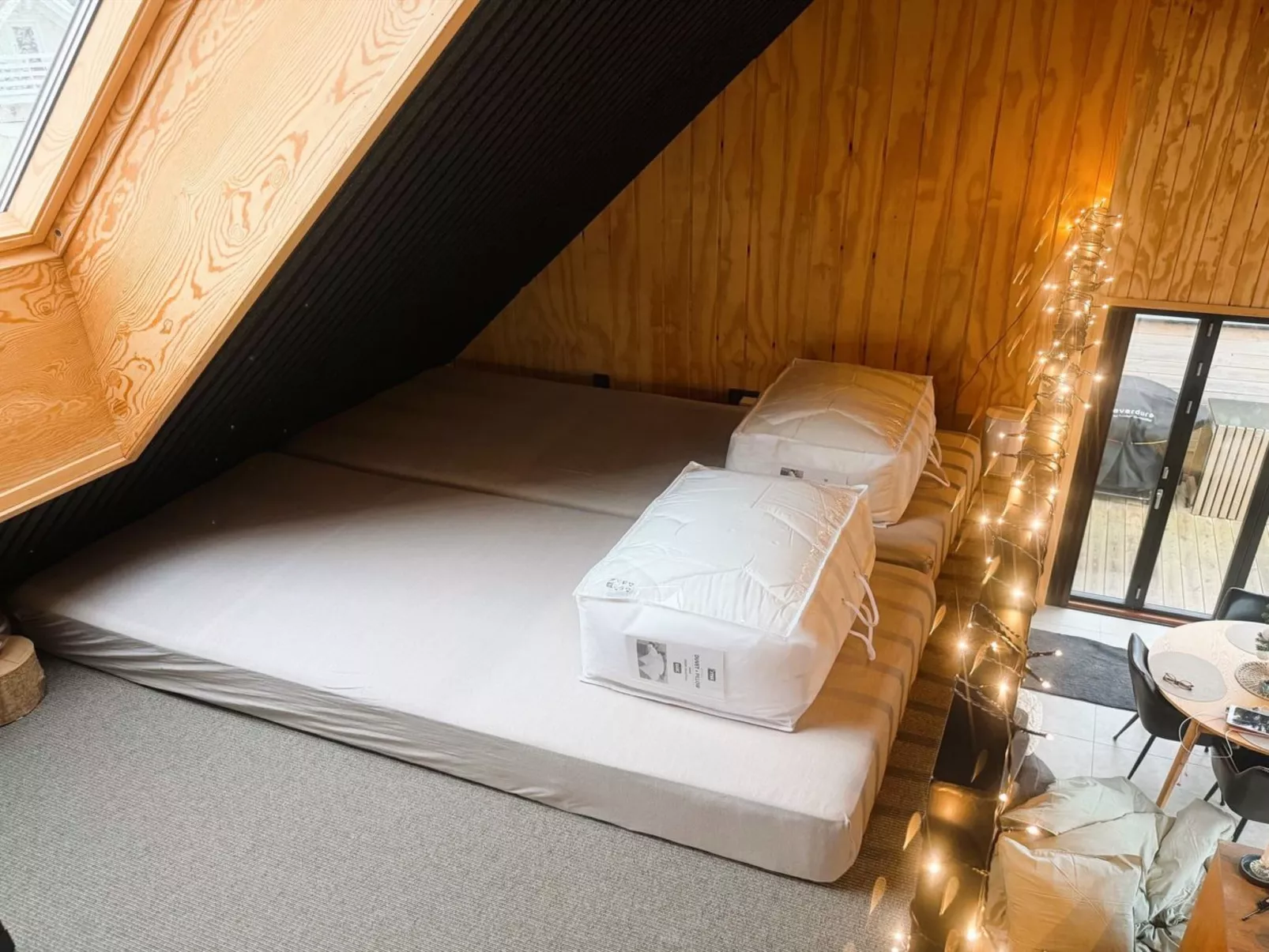 "Greta" - 125m from the sea-Drinnen