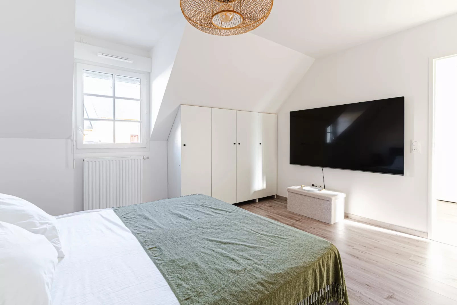 DEAUVILLE BEN LIONEL-Untagged