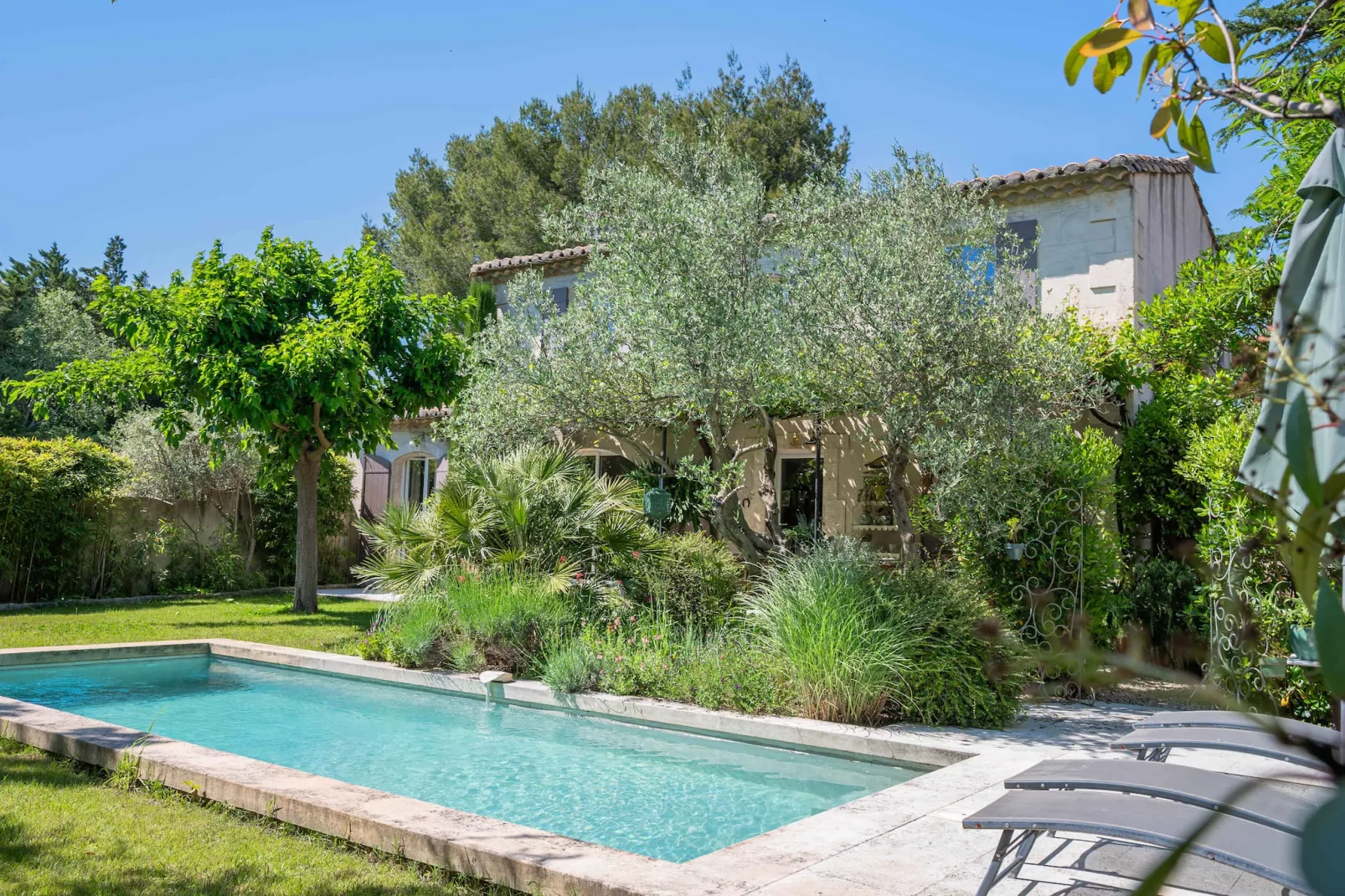 Mas authentique à Paradou Alpilles-Swimming pool