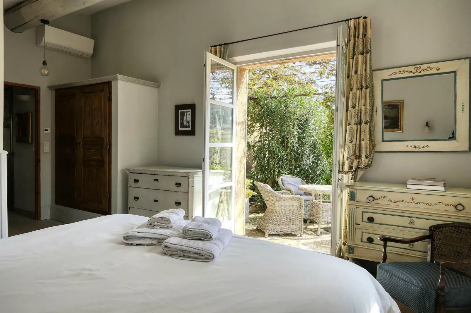 Villa Maquis – Charme provençal & vue d’exception-Esszimmer