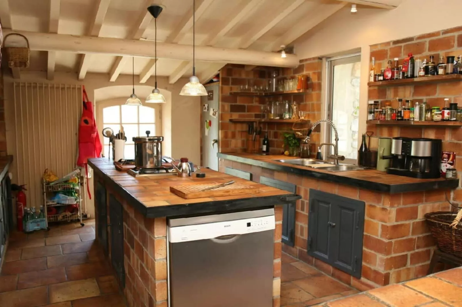 Villa l'Authentique vue a 360 degrés et piscine privée - Kitchen