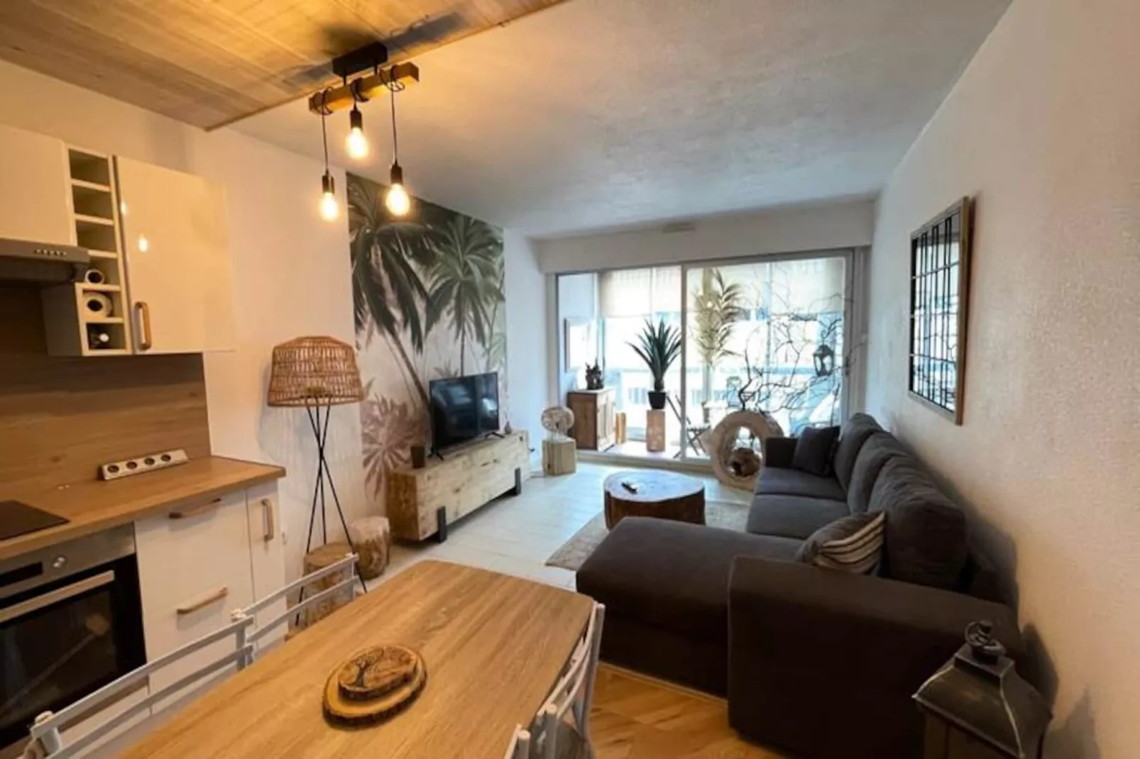 Résidence La M&eacute;diterran&eacute;e Appartement Au Coeur Du Village 50 M De La Plage-Untagged