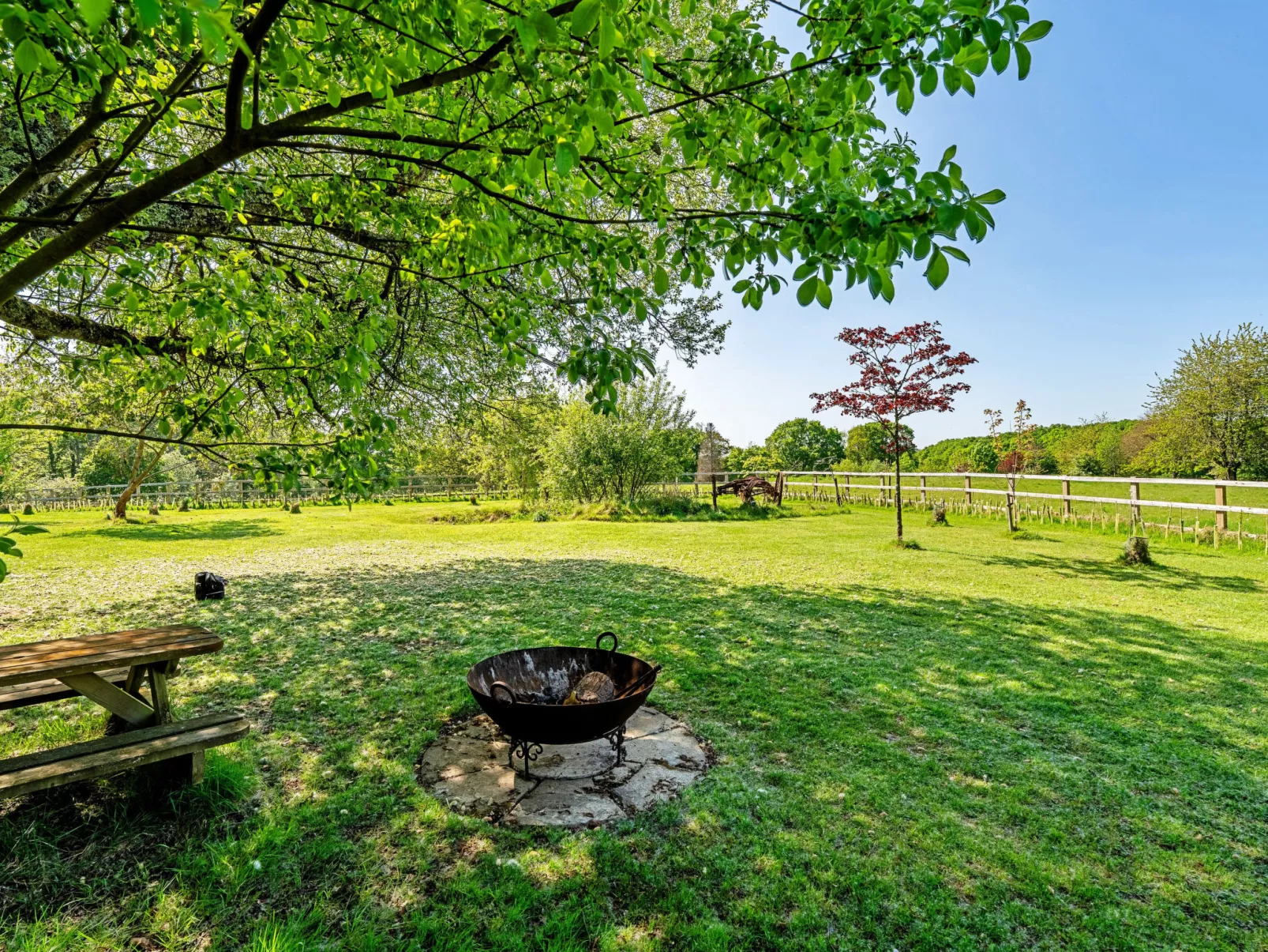 Shepherd's Hut at Hilltop Farm - Outside