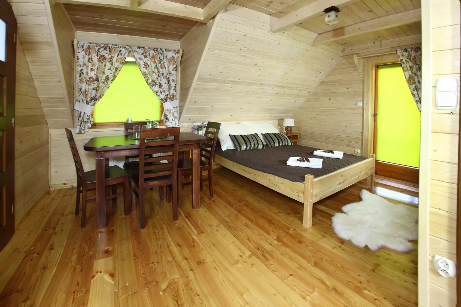 Domek pod Howyzem - Salle à manger