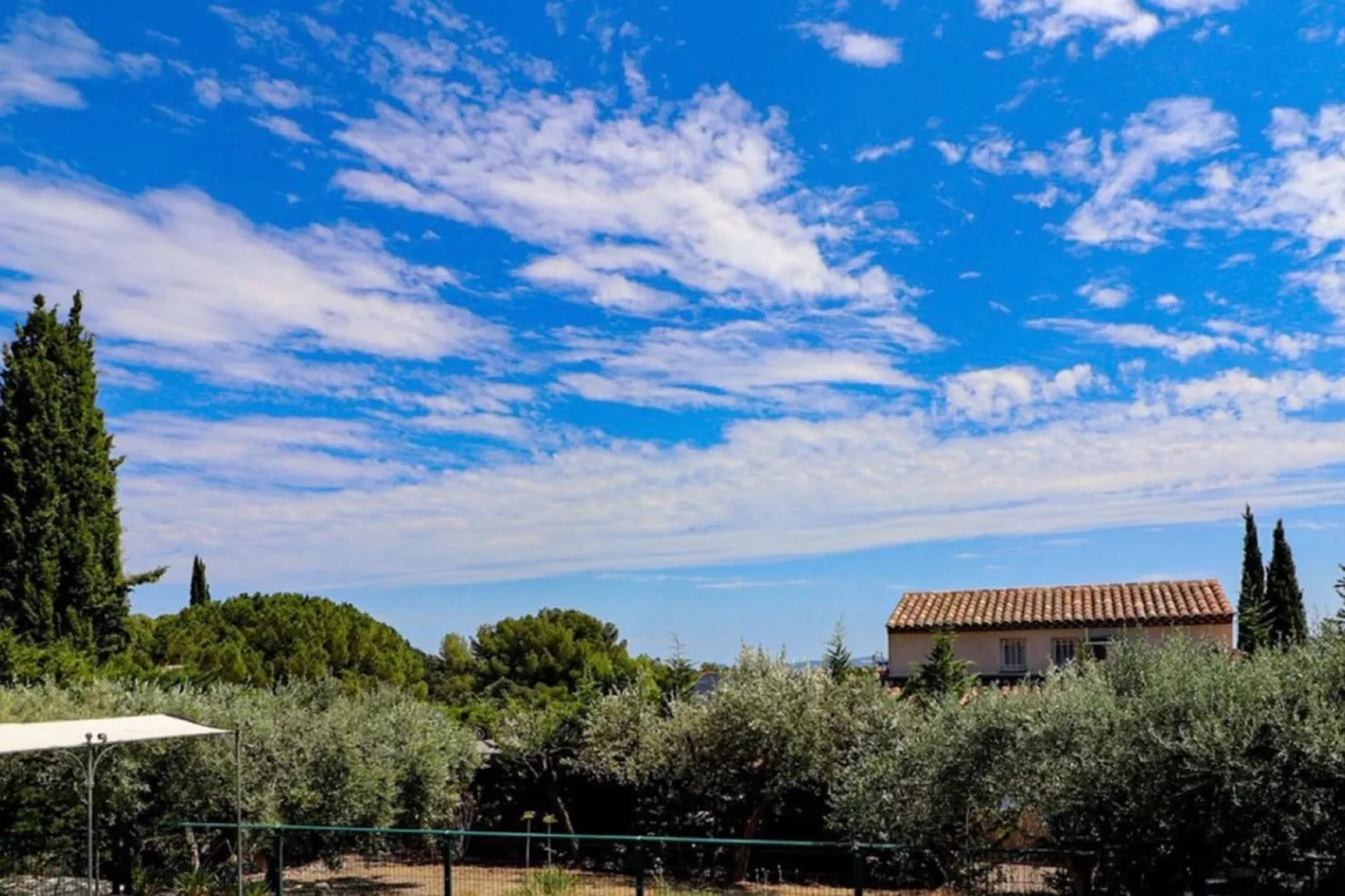 Villa Font du Roux-View summer