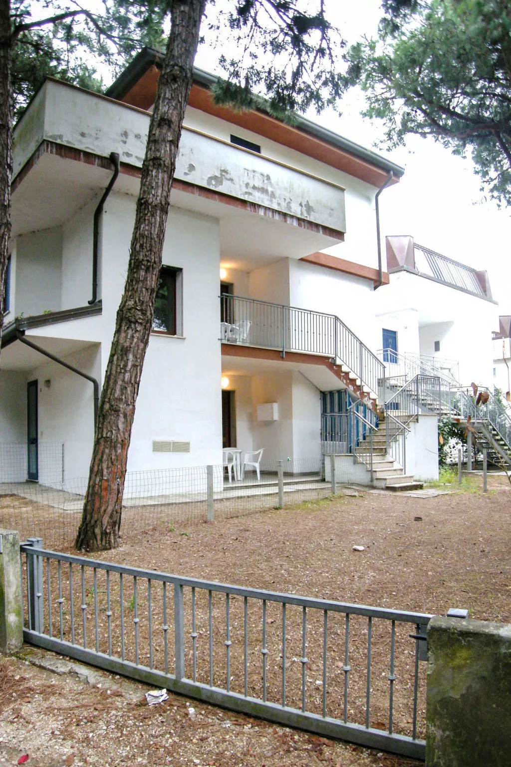 Adriana Salici-Outside