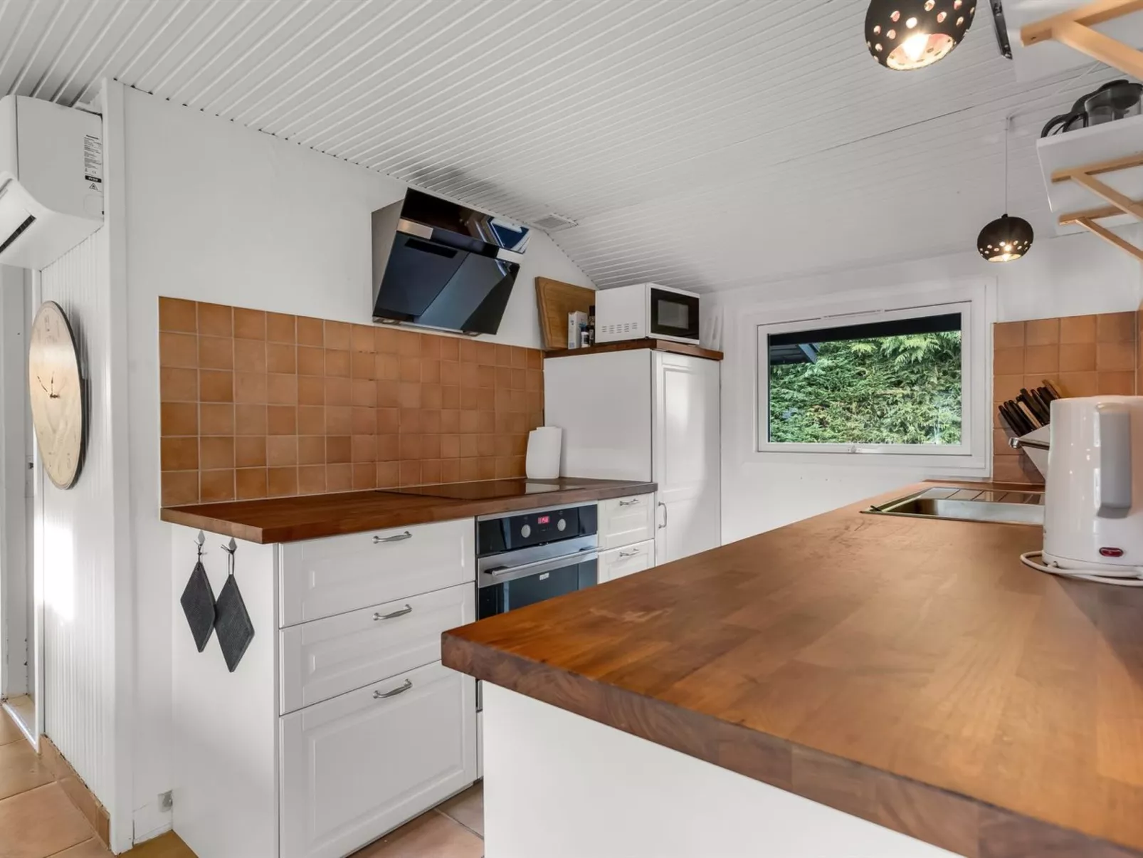 "Blandina" - 500m from the sea-Dedans