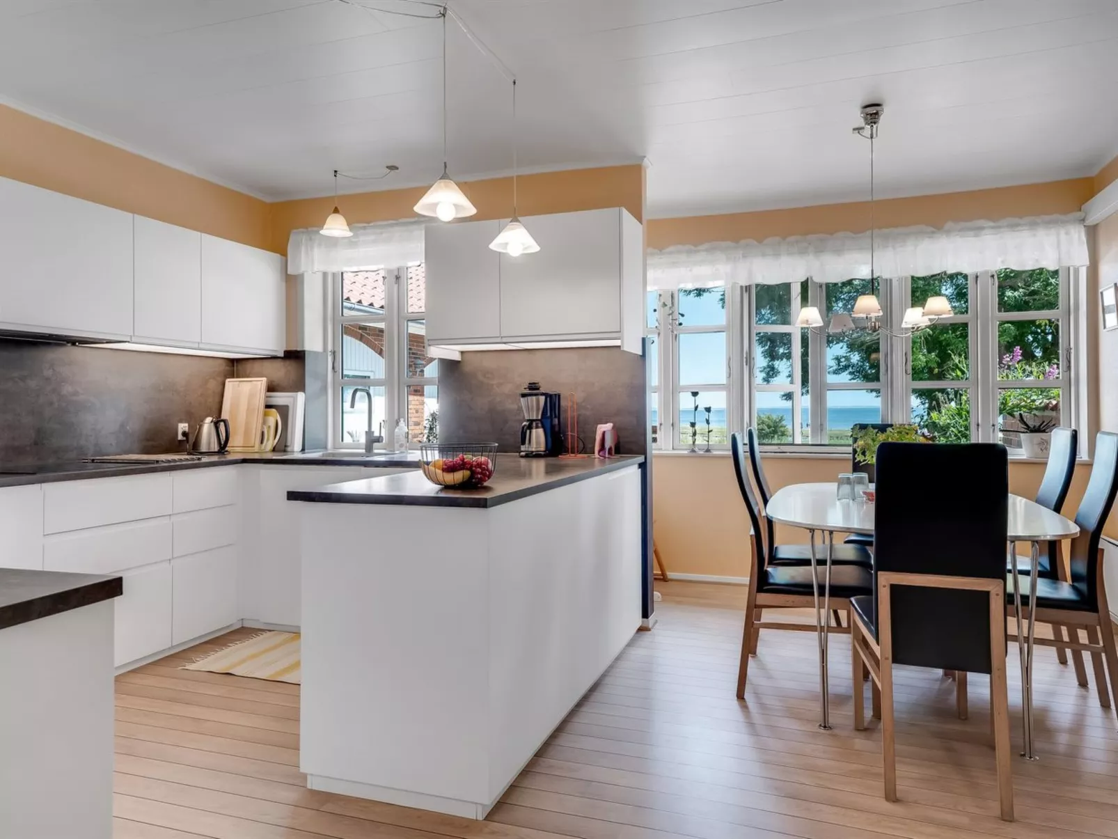 "Virve" - 100m to the fjord - Dedans