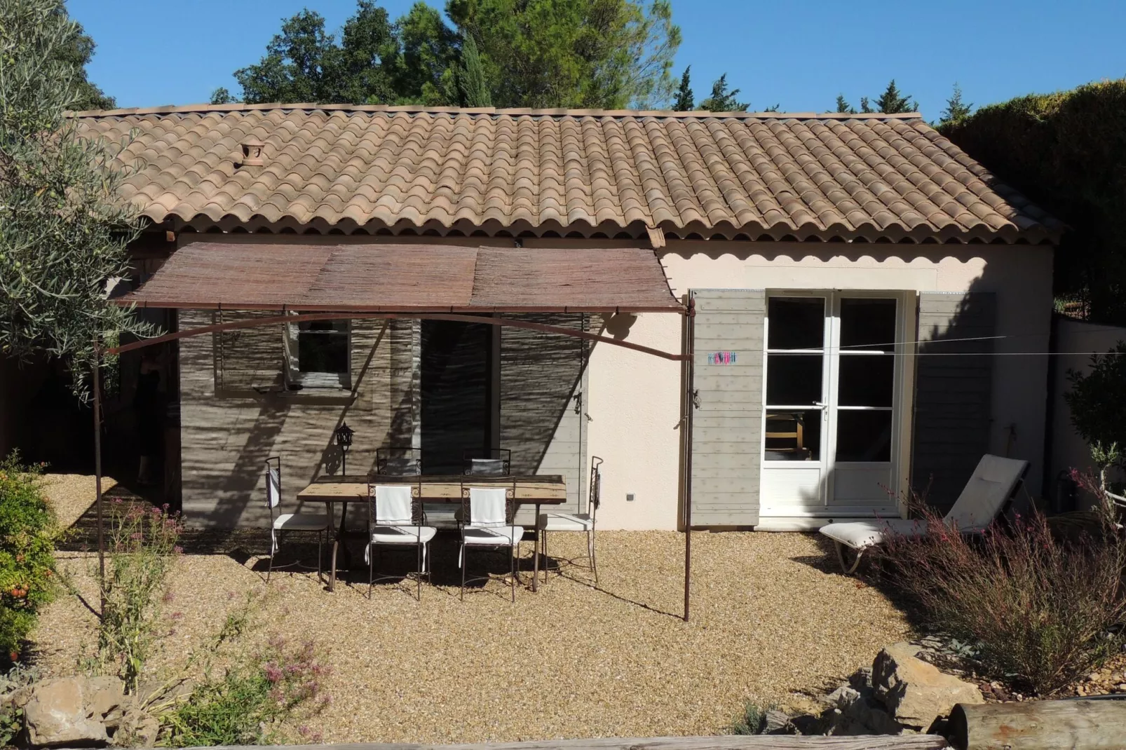 LE BASTIDON