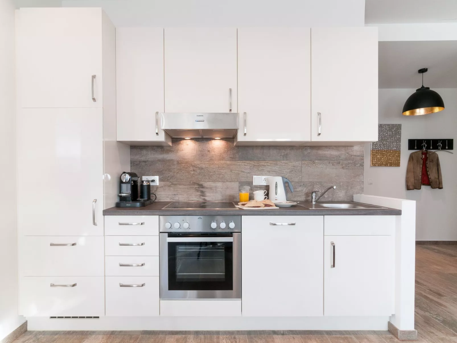 Wunderschöne Ferienwohnung Palace am See - Drinnen