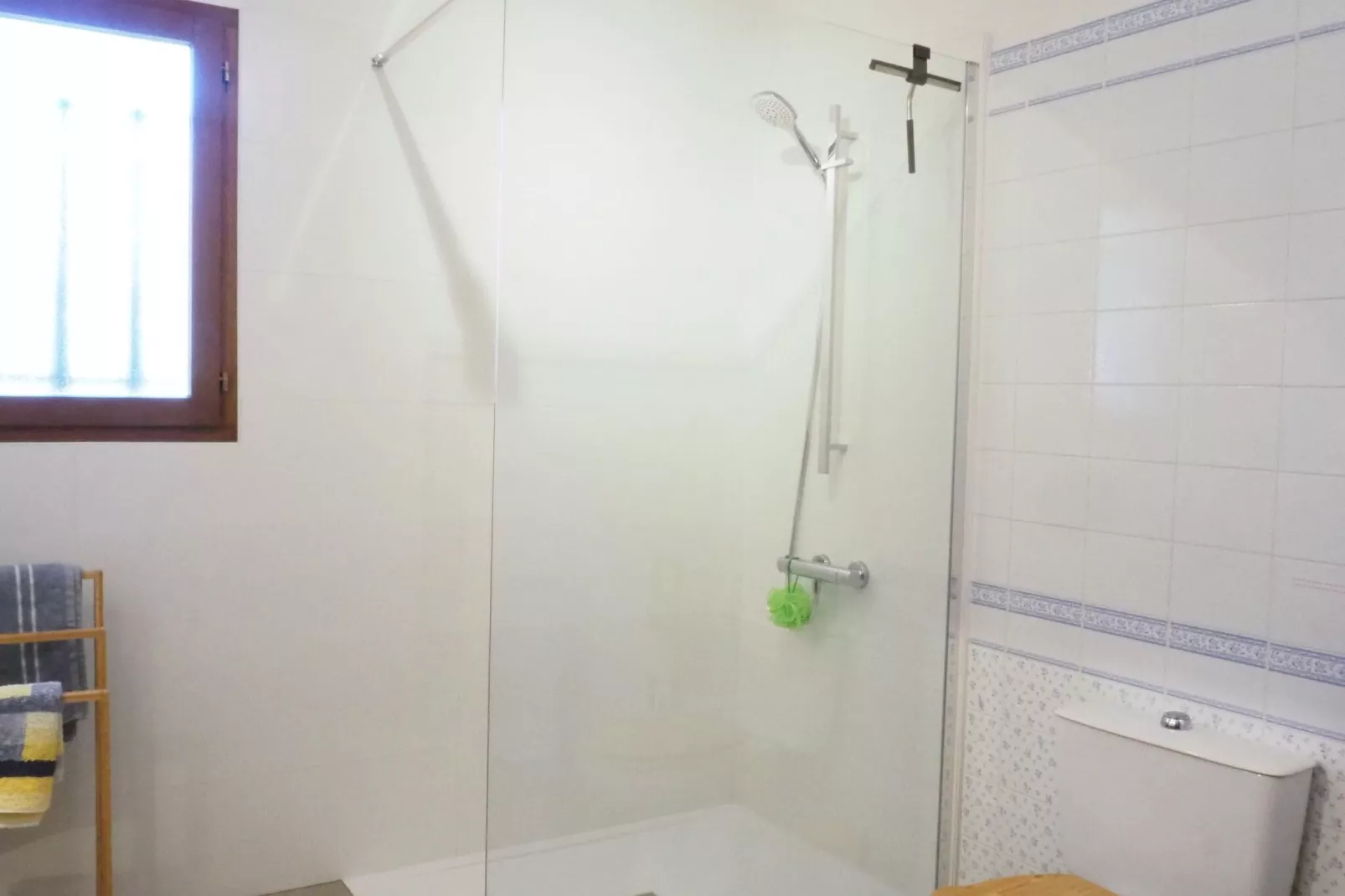 Ferienhaus in Vaison-la-Romaine-Bathroom