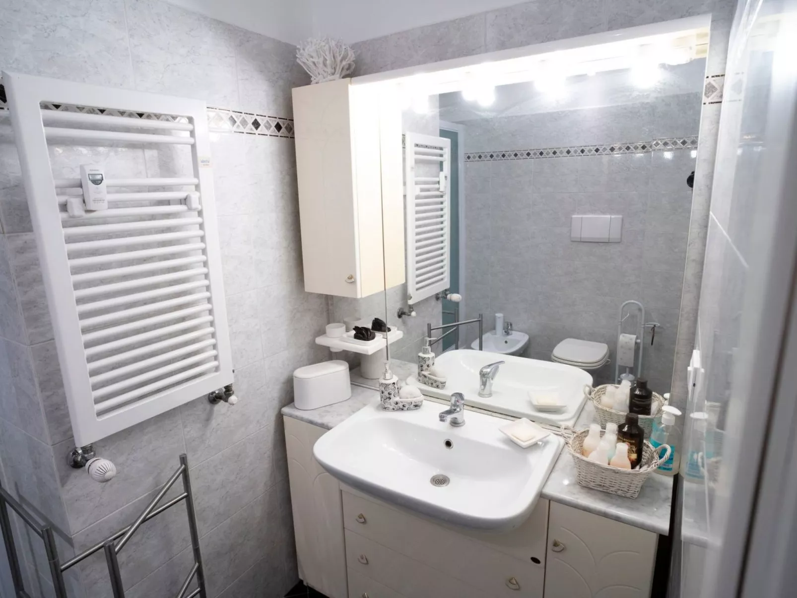 Der Bonsai - Drinnen