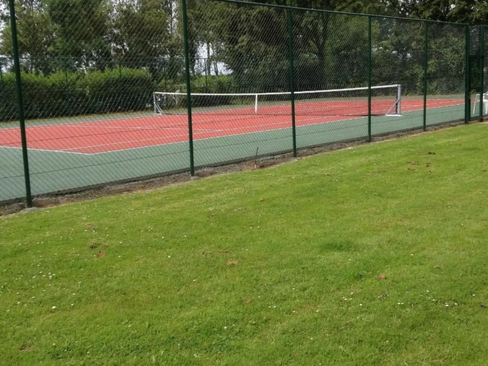 Schöne Ferienhaus in einem familienfreundlichen Ferienpark mit gemeinschaftlich - Image-tags.info