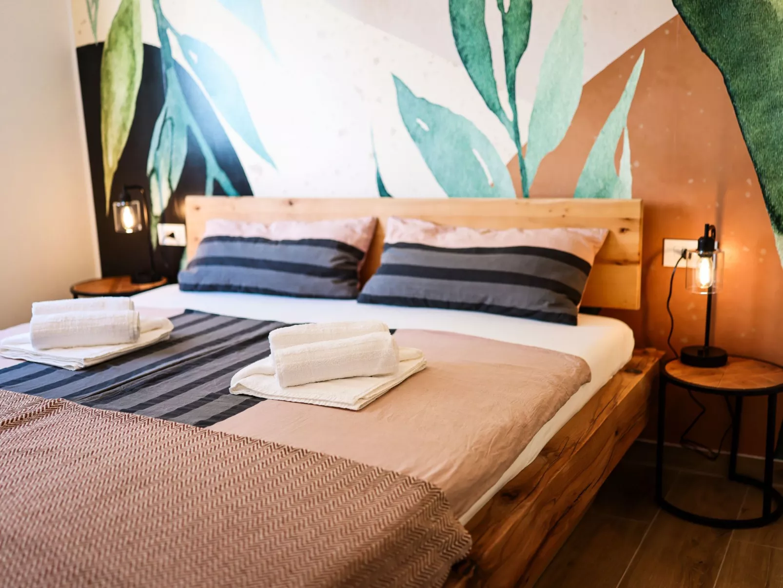 ELA Apartment - Image-tags.info